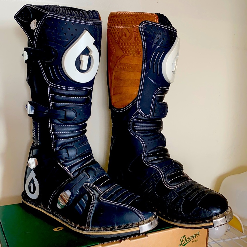 Men’s BMX six six one riding boots